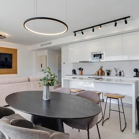 Weforyou Luxury Garden In Acqua Gardens