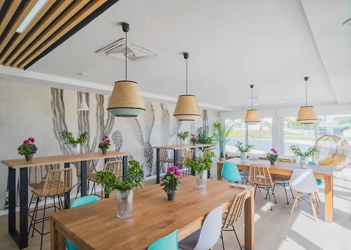 Weforyou Luxury Garden In Acqua Gardens *